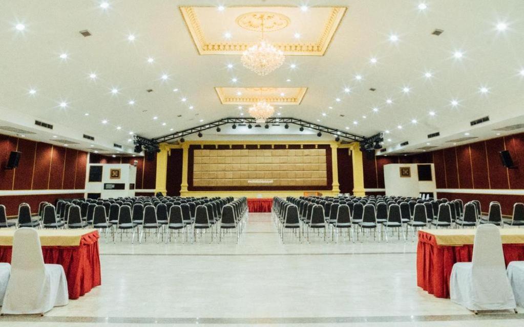 פאתום טאני The Pine Resort מראה חיצוני תמונה