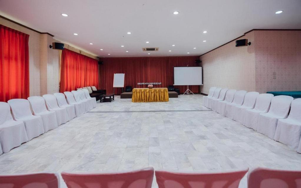 פאתום טאני The Pine Resort מראה חיצוני תמונה